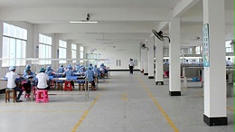 盛马桂-喷油车间